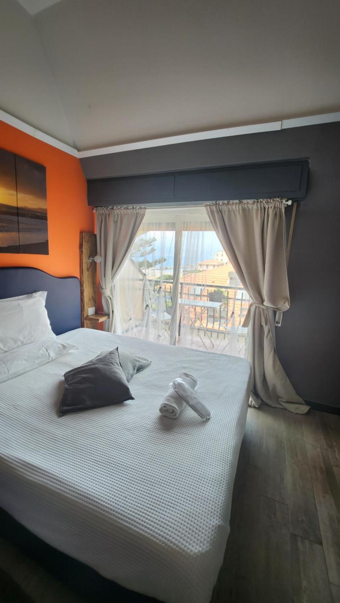 Hotel Zia Piera Киавари Екстериор снимка