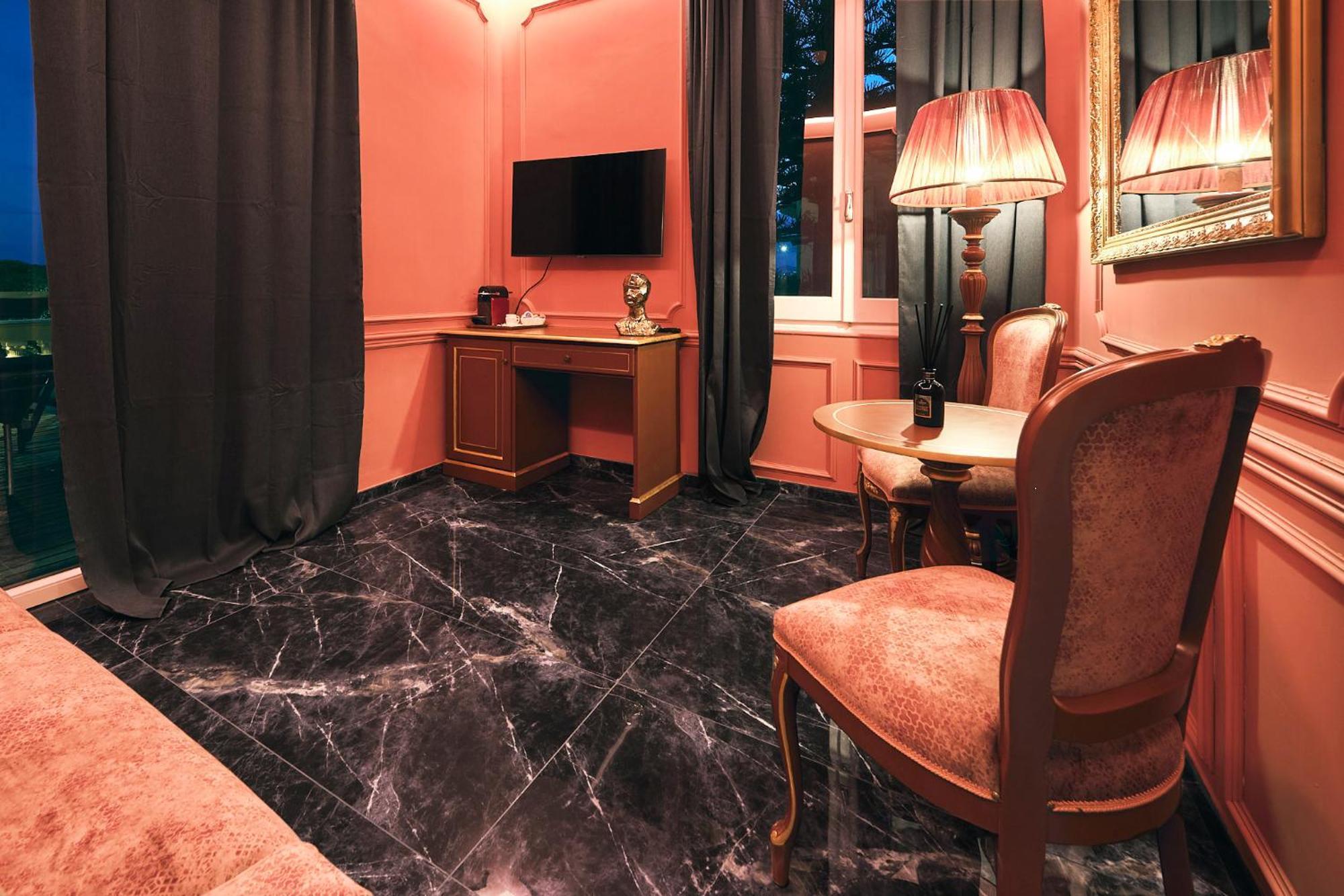 Hotel Zia Piera Киавари Екстериор снимка
